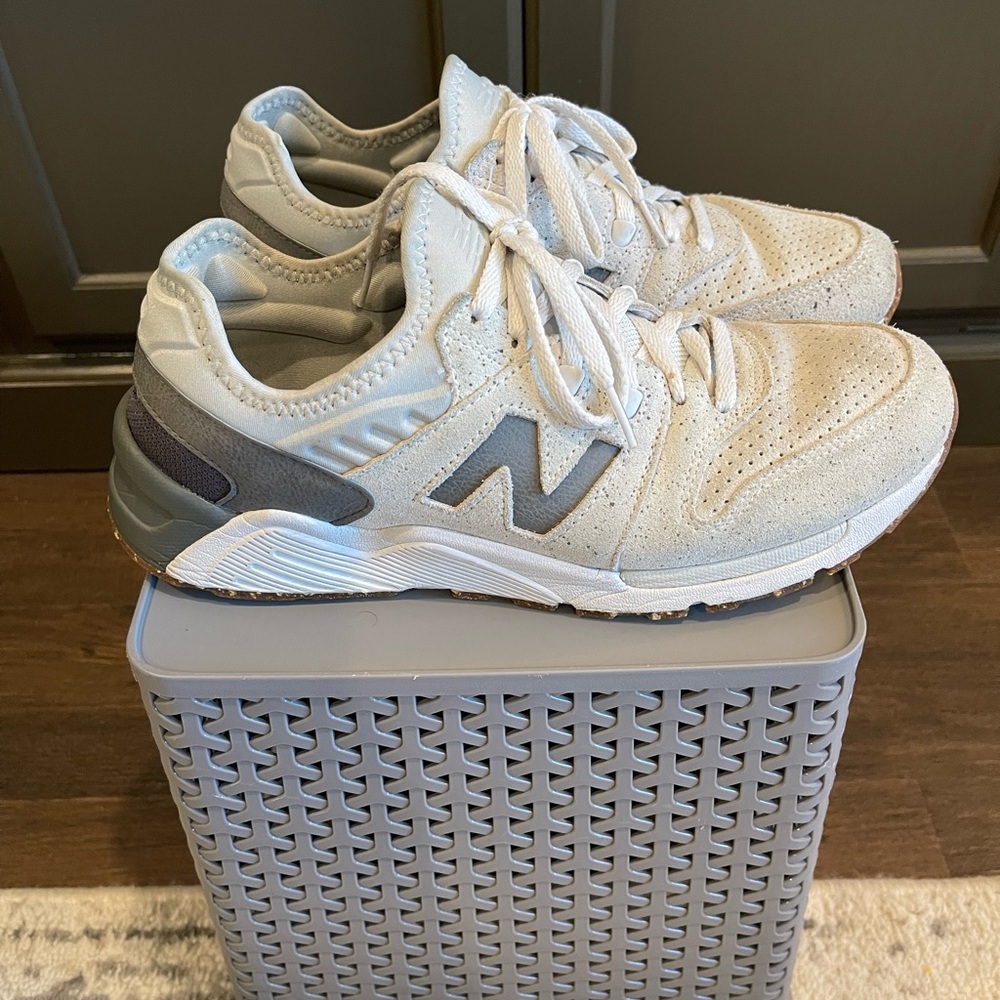 New Balance 009